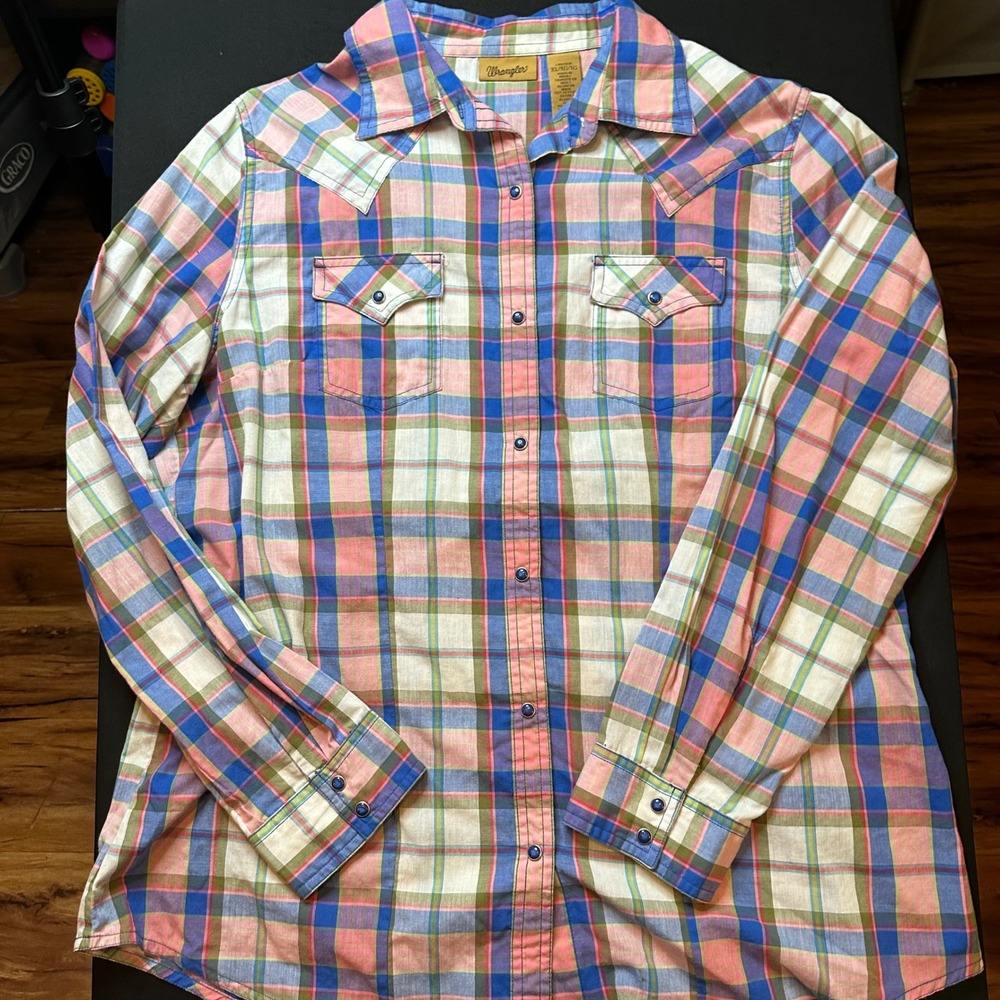 Wrangler Western Snap Shirt Mens XL Pink Blue Plaid Long Sleeve Pearl Snap Yoke